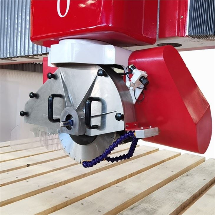 Stone Benchtop Cutting